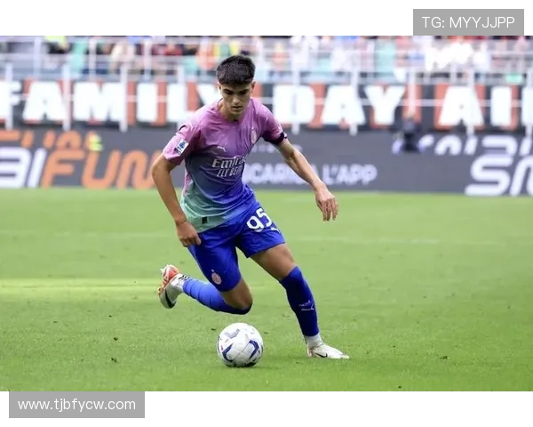 巴尔泰萨吉：在米兰德比中首发是我的梦想；我的偶像是特奥